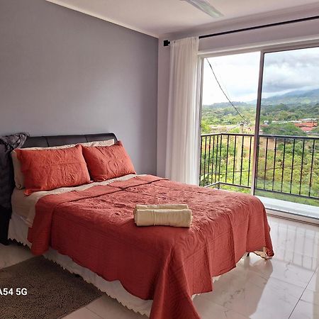 Victoria House Hostel San Isidro De El General Екстериор снимка